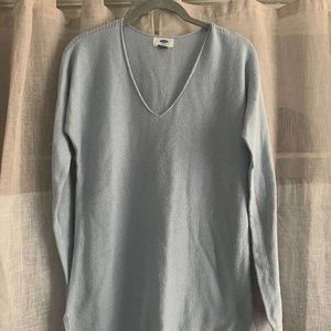 Buy one, get one 1/2 off ✨ Old Navy tunic style sweater.